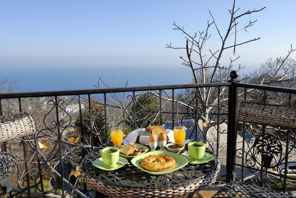 Guesthouse Iris Tsagarada Bagian luar foto
