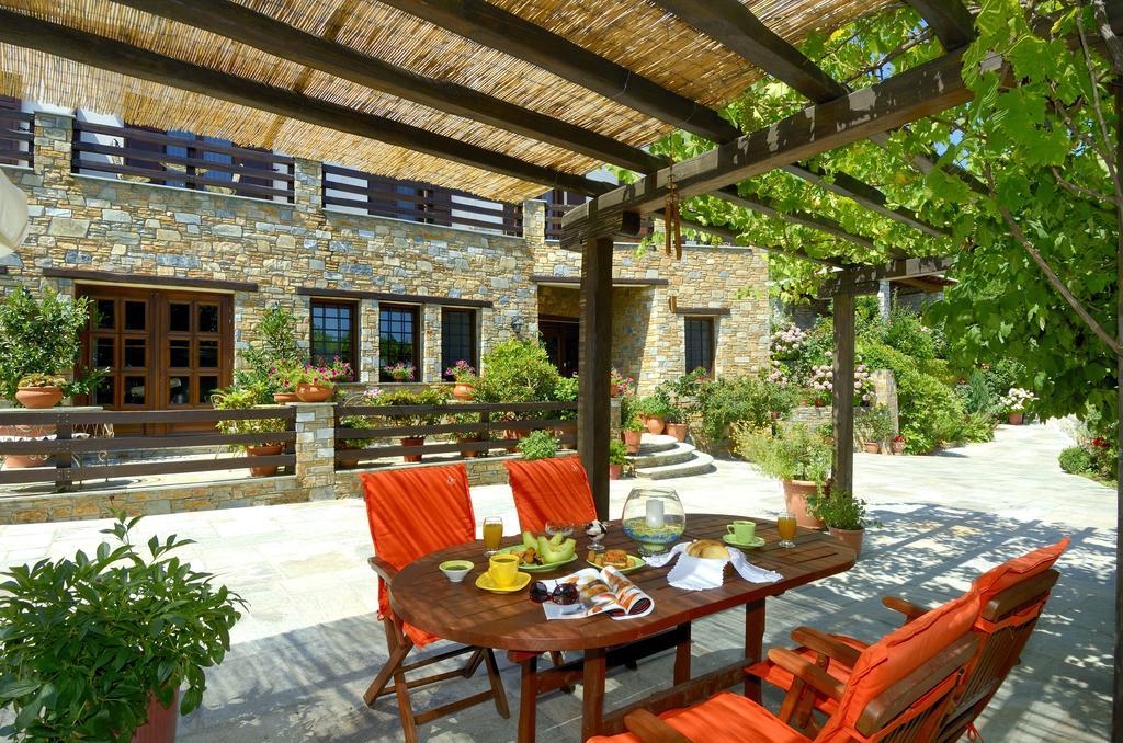 Guesthouse Iris Tsagarada Bagian luar foto